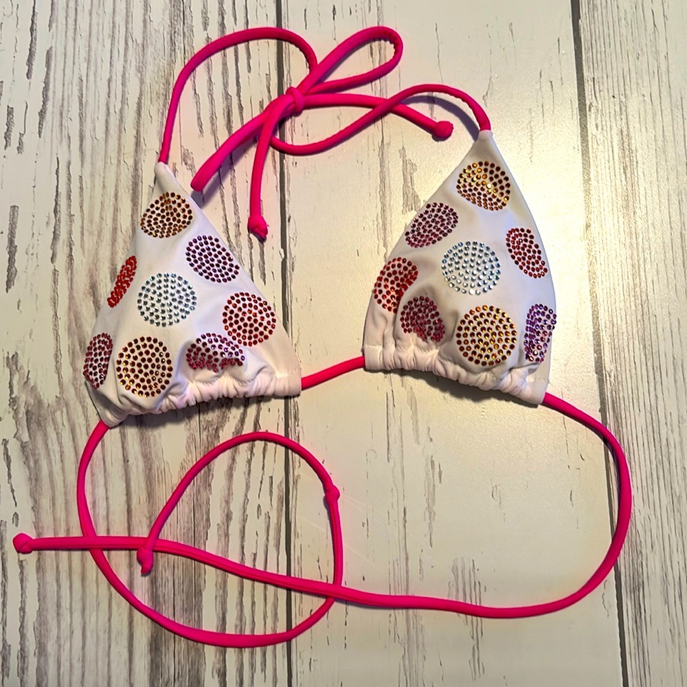 Victoria’s Secret bikini top.